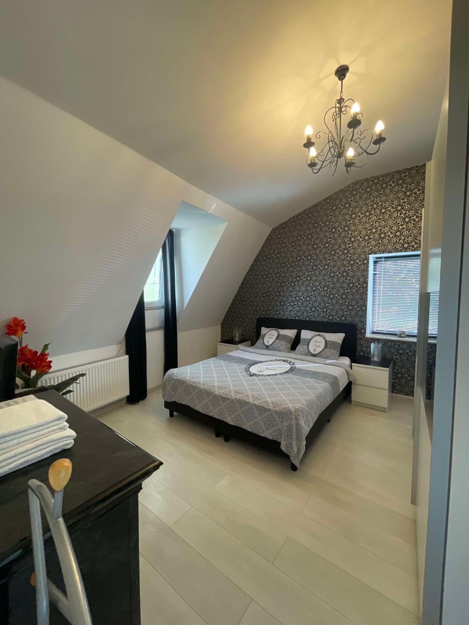 Samos Babbis Bed & Breakfast เฮร์เลิน ภายนอก รูปภาพ