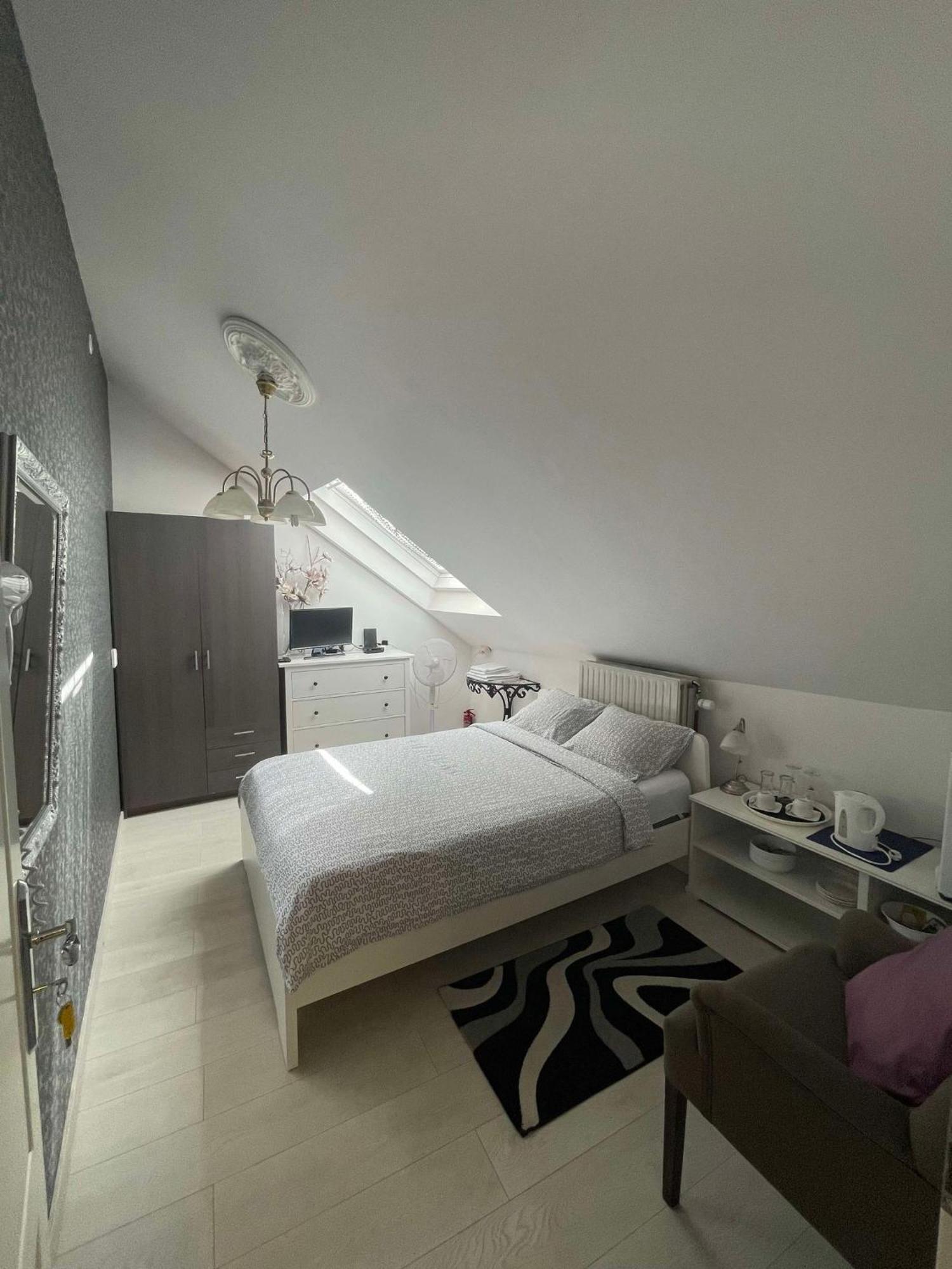 Samos Babbis Bed & Breakfast เฮร์เลิน ภายนอก รูปภาพ